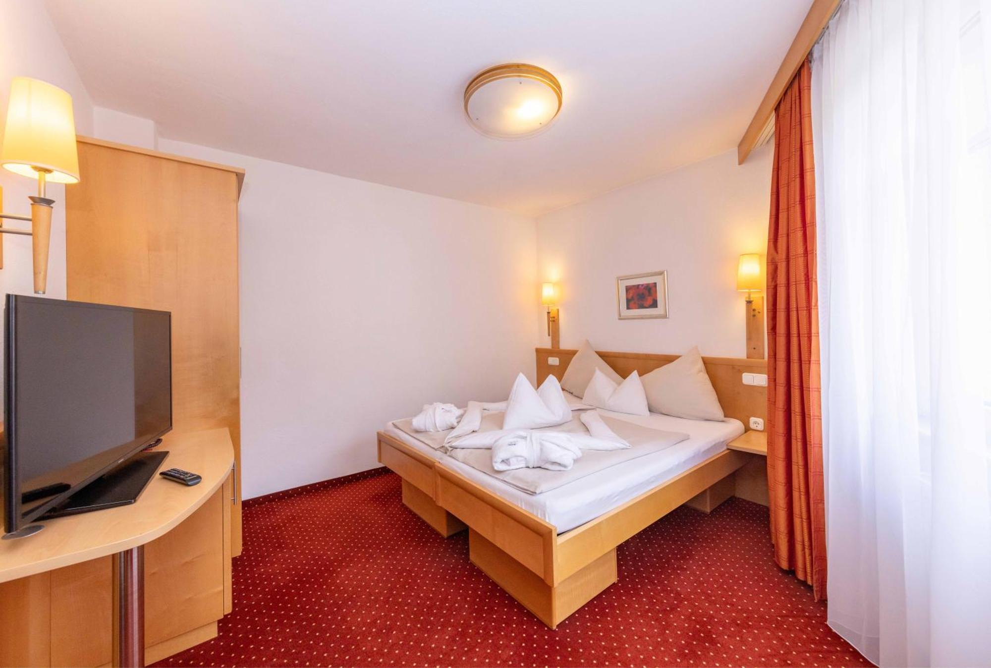 Der Schuetthof Hotel Zell am See Exterior photo